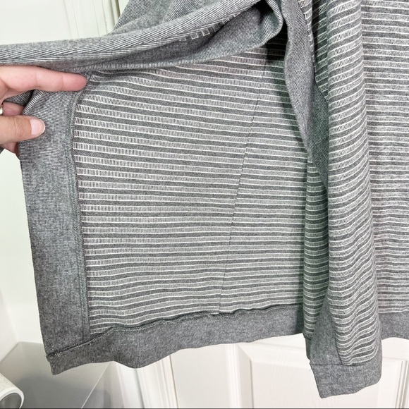 Hello Nite! Striped Mock Neck Open Side Poncho Size S - Picture 6 of 7